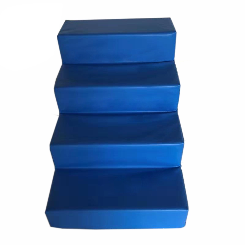 Négy lépcsős lépcső